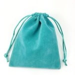 Woreczek welurowy turkusowy 10x12 cm