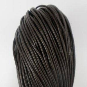 Rzemień skórzany brązowy grubość 2,3 mm - 1 m